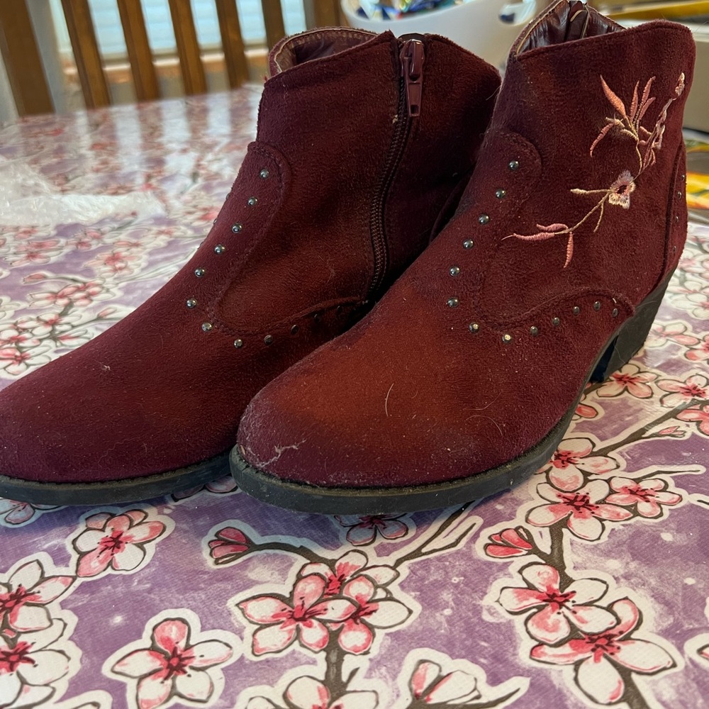 Karyn's Womens Ankle Booties - Red - Size 6
